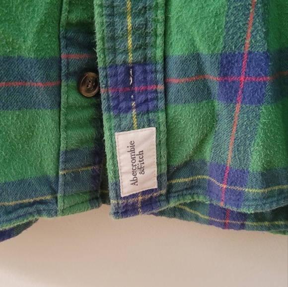 Abercrombie flannel for teens or young adults - Picture 8 of 10